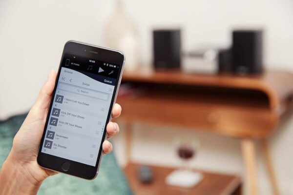 Panasonic SCPM250EBS 20W Bluetooth Micro Hi-FI CD System with FM Radio- Silver - Image 5