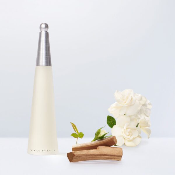 Issey Miyake L'Eau d'Issey Eau de Parfum 25ml Refillable - Image 4