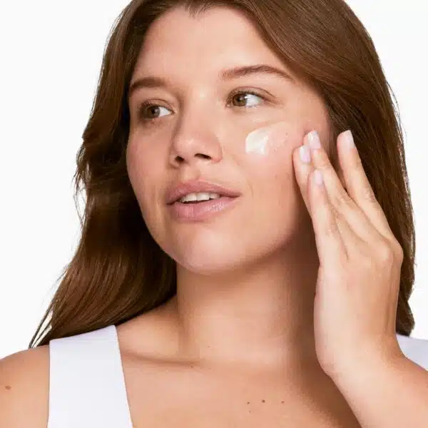 Clinique Dramatically Different Moisturizing Lotion 50ml Tube - Very Dry To Dry Combination - Image 4