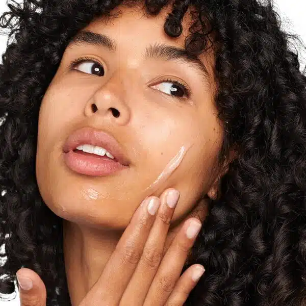 Clinique Moisture Surge 100H Auto-Replenishing Hydrator 75ml - Image 4
