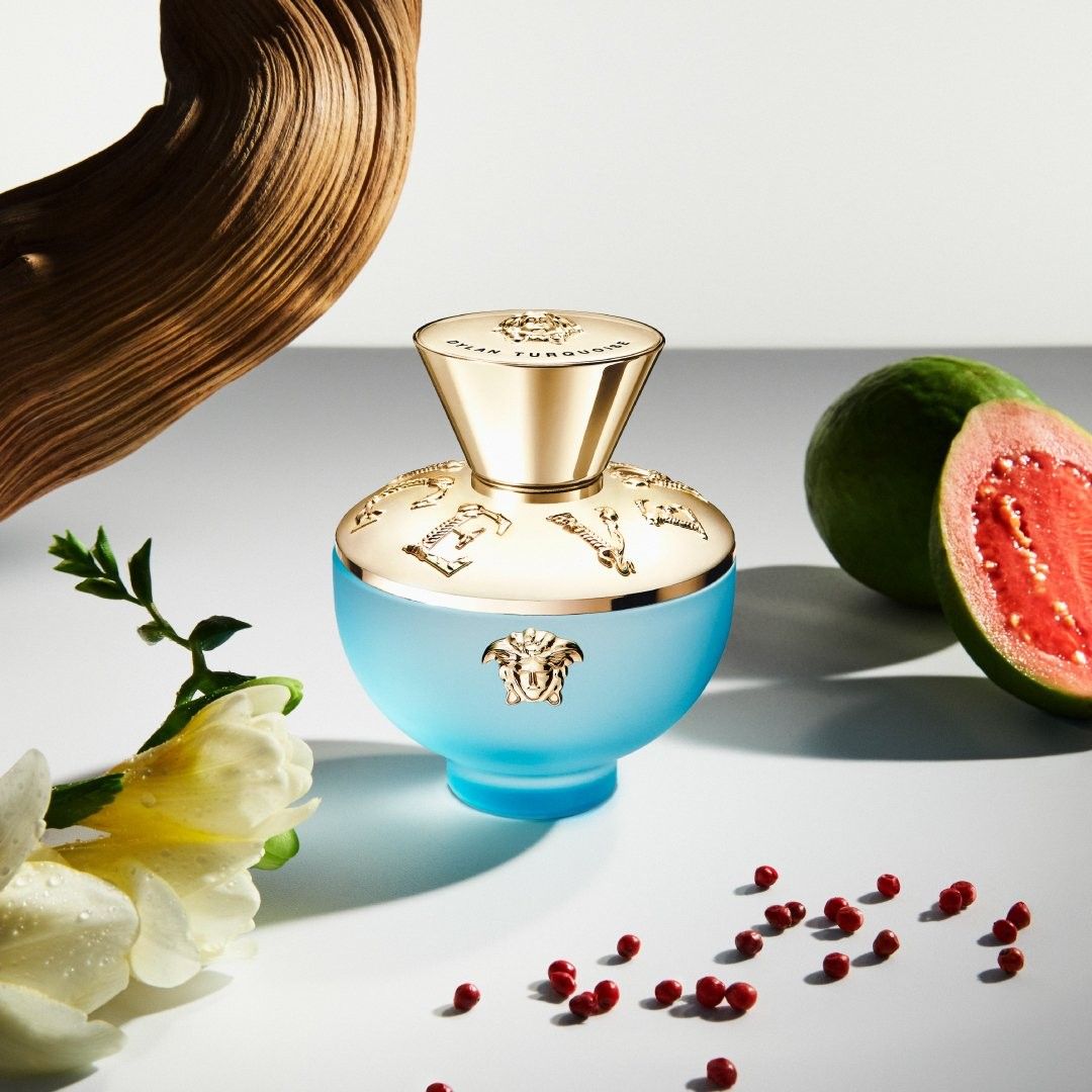 Versace Pour Femme Dylan Turquoise Eau de Toilette 50ml Spray - Image 3