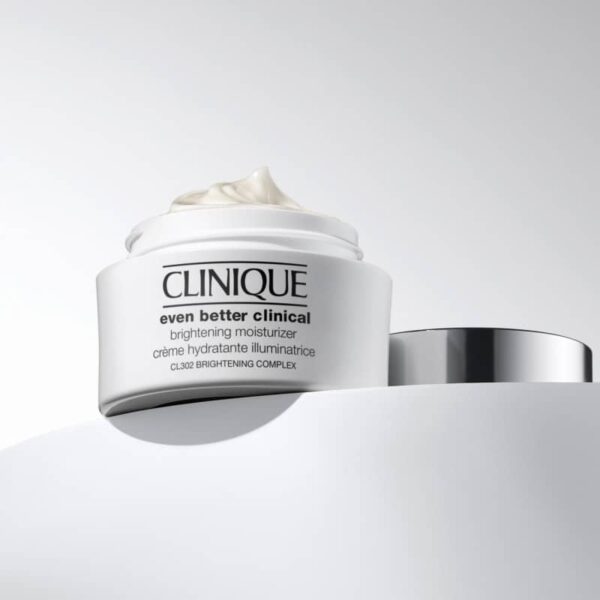 Clinique Even Better Clinical Brightening Moisturiser 50ml - Image 2