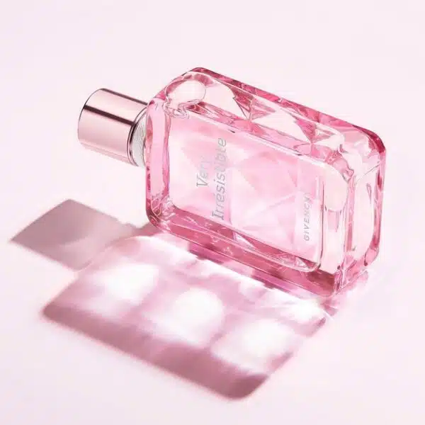 Givenchy Very Irresistible Eau de Toilette 80ml Spray - Image 2